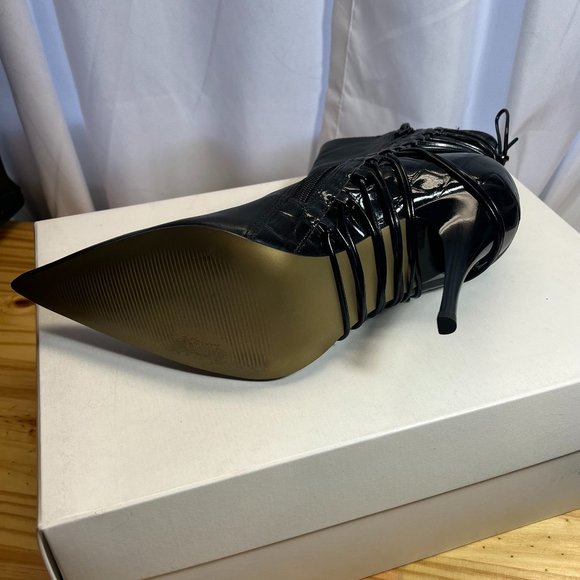 COPY - CARLOS SANTANA BLACK LEATHER LACE UP ANKLE BOOTIES 7.5 NWT - Picture 6 of 6